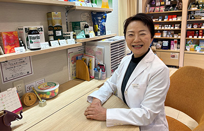 くすりのホーライ 先生