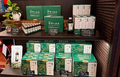 風さん花さん薬局 陳列